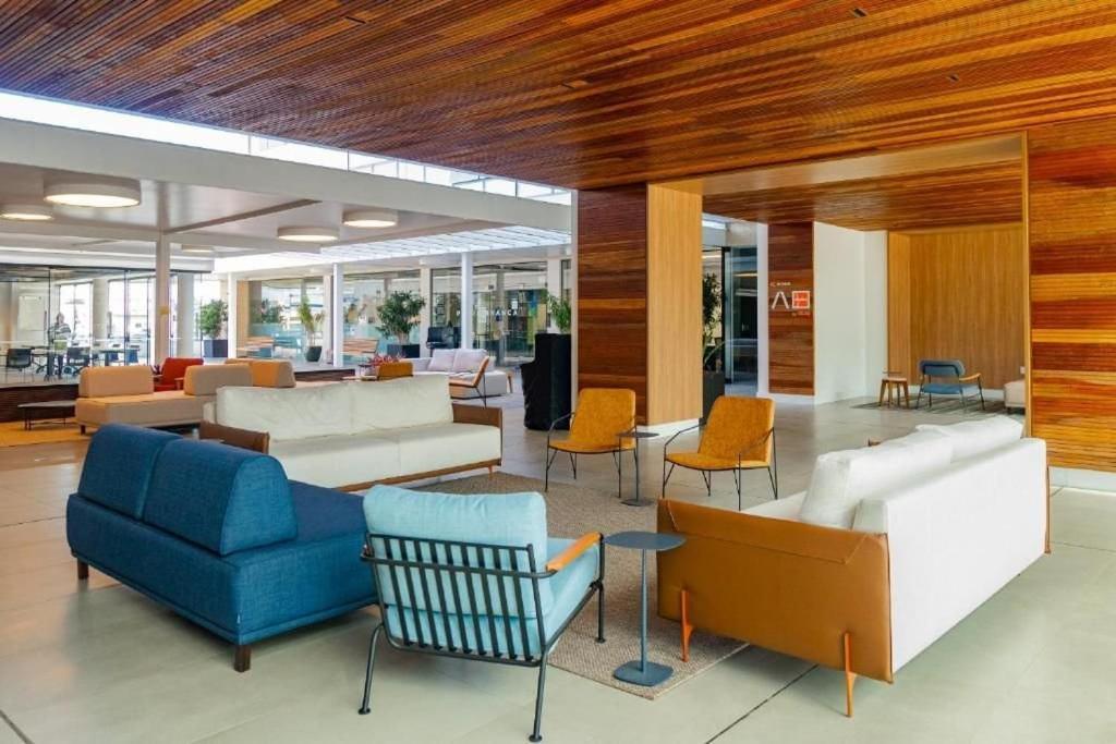 Atrium Studios By Xtay Em Palhoca Luaran gambar